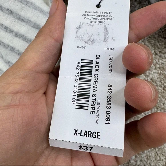 a.n.a Gray and White Knit Sweater Womens size XL - Picture 11 of 12